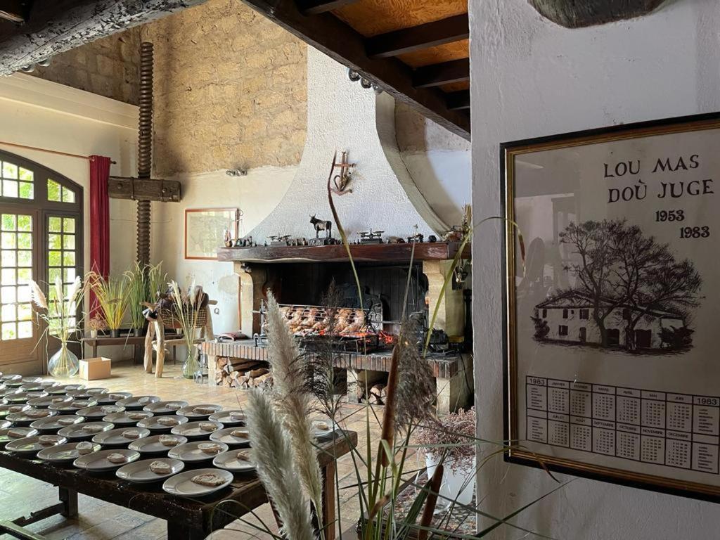 Lou Mas Dou Juge Hotel Saintes-Maries-de-la-Mer Exterior foto