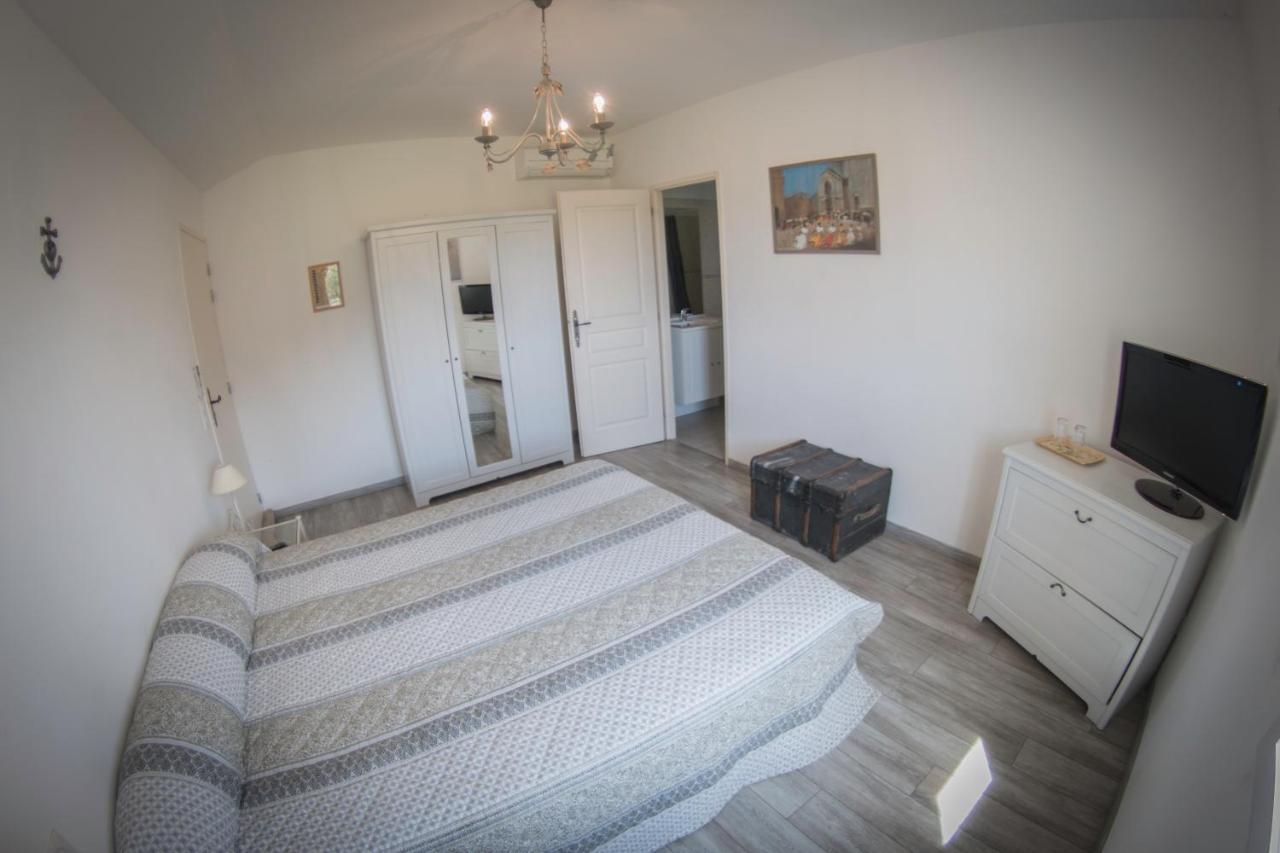 Lou Mas Dou Juge Hotel Saintes-Maries-de-la-Mer Exterior foto